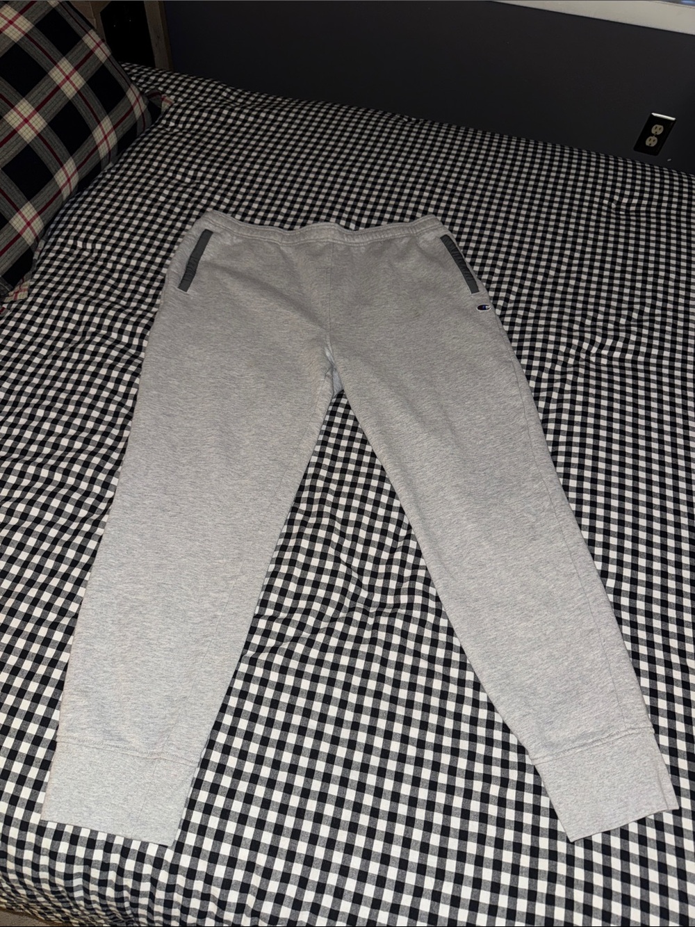 Champion Light Gray Men's Jogger Sweatpants with Dark Trim